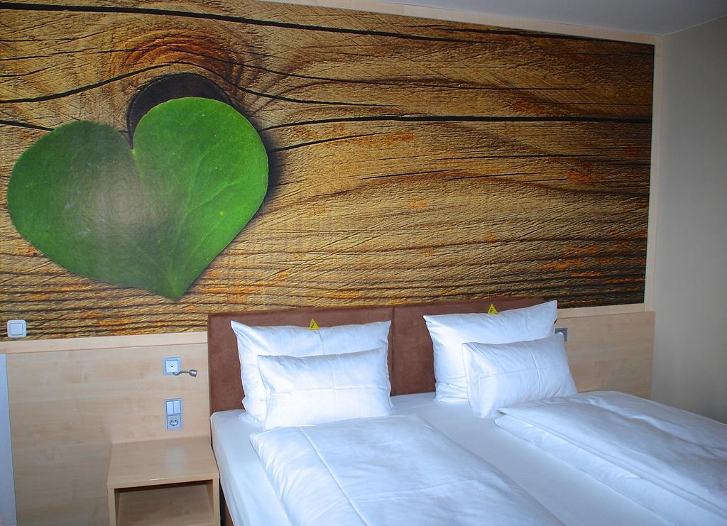 Hezelhof'S Radl-Hotel Wassertruedingen Luaran gambar